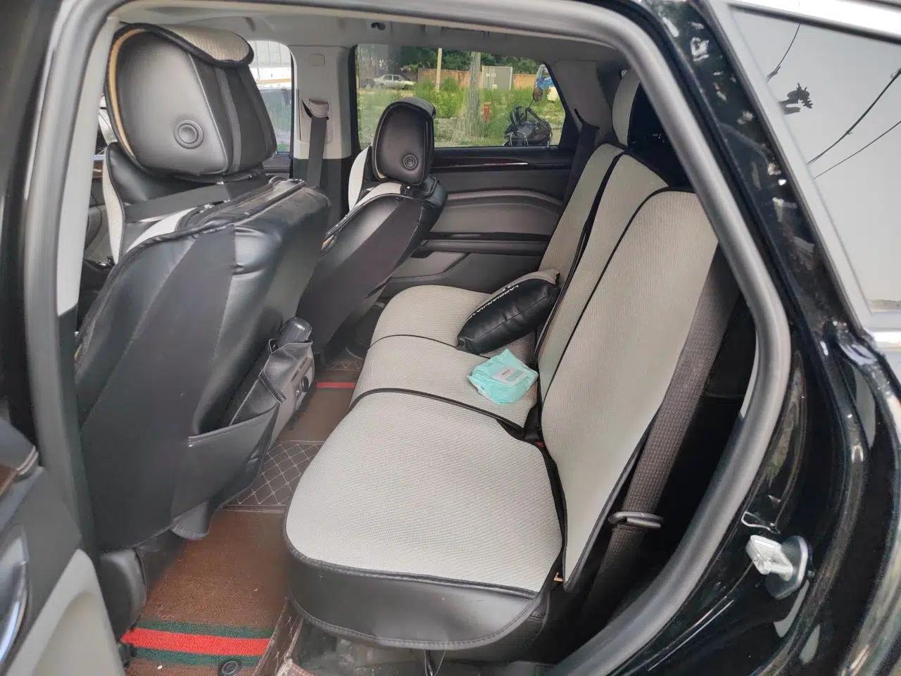 Cadillac SRX 2011 3.0L Flagship Edition — миниатюра 18