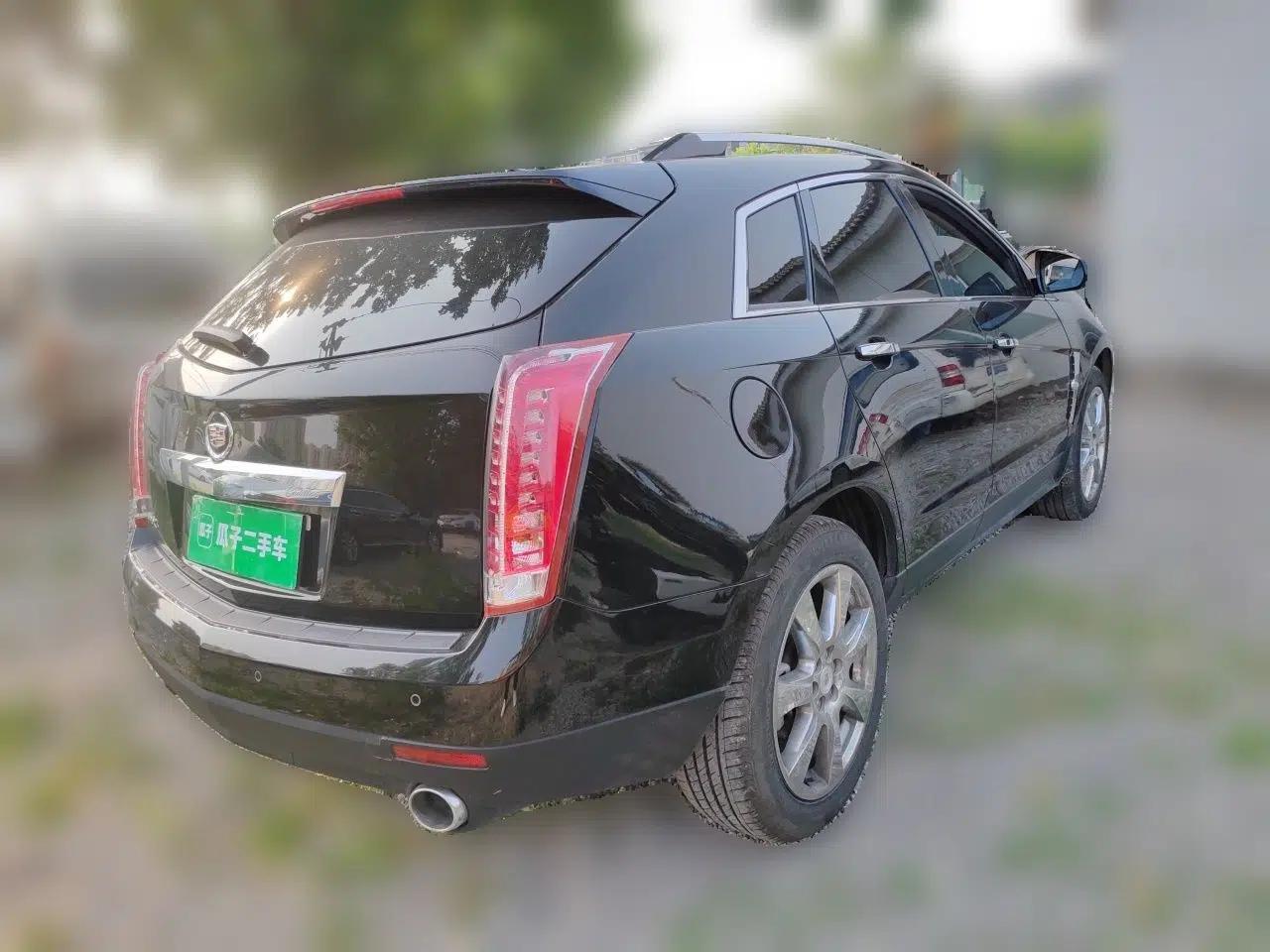 Cadillac SRX 2011 3.0L Flagship Edition — миниатюра 6