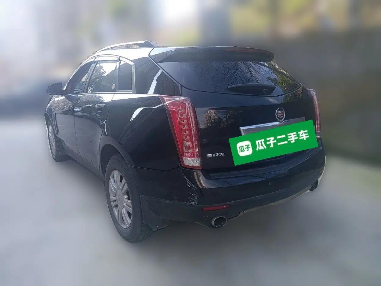 Cadillac SRX 2013 3.0L Elite Model — миниатюра 4