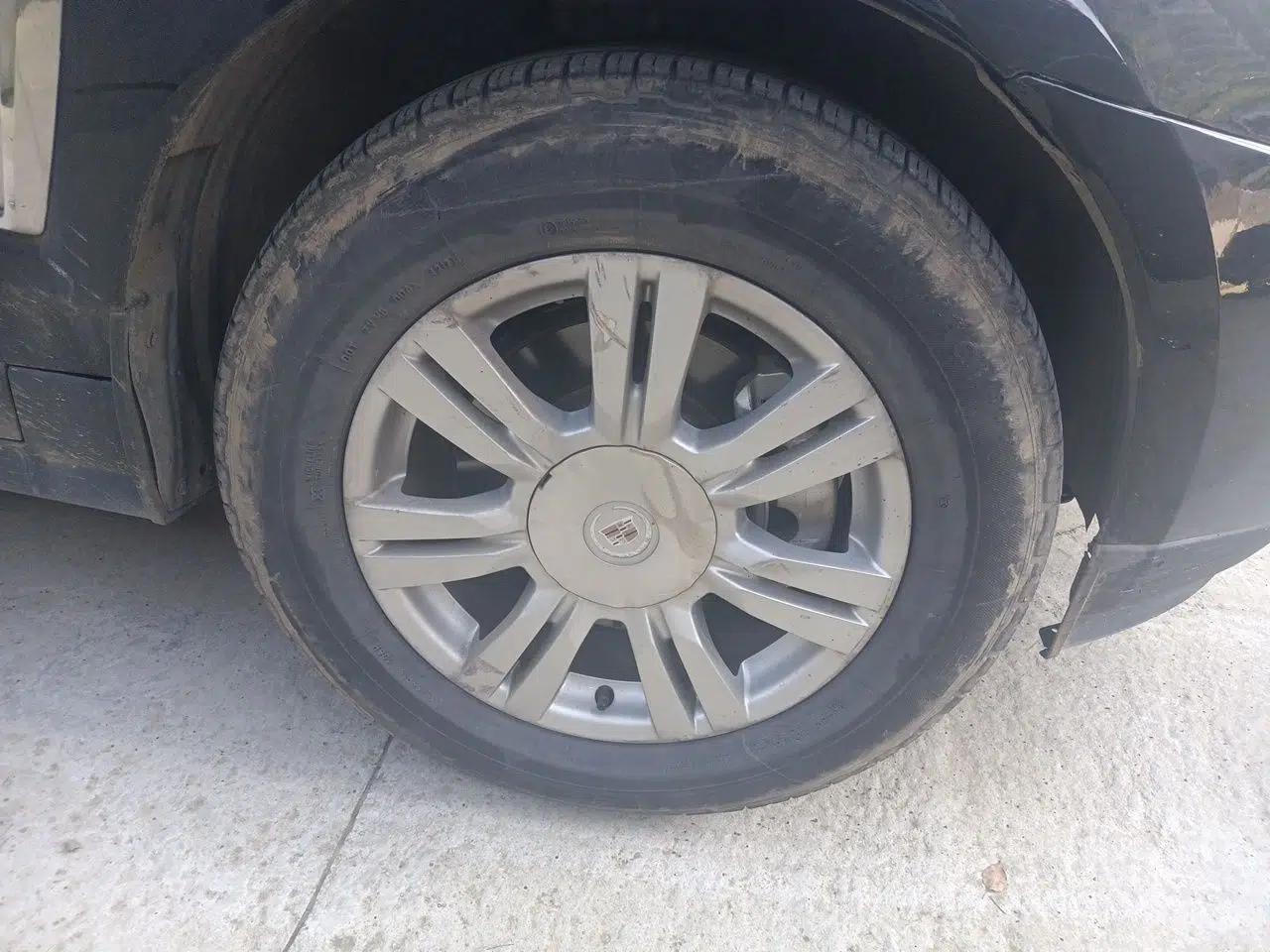 Cadillac SRX 2013 3.0L Elite Model — миниатюра 8