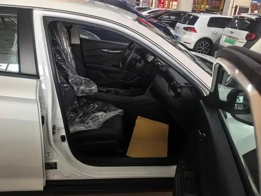 Aeolus Yixuan 2024 1.5L Automatic Sport Edition — миниатюра 8