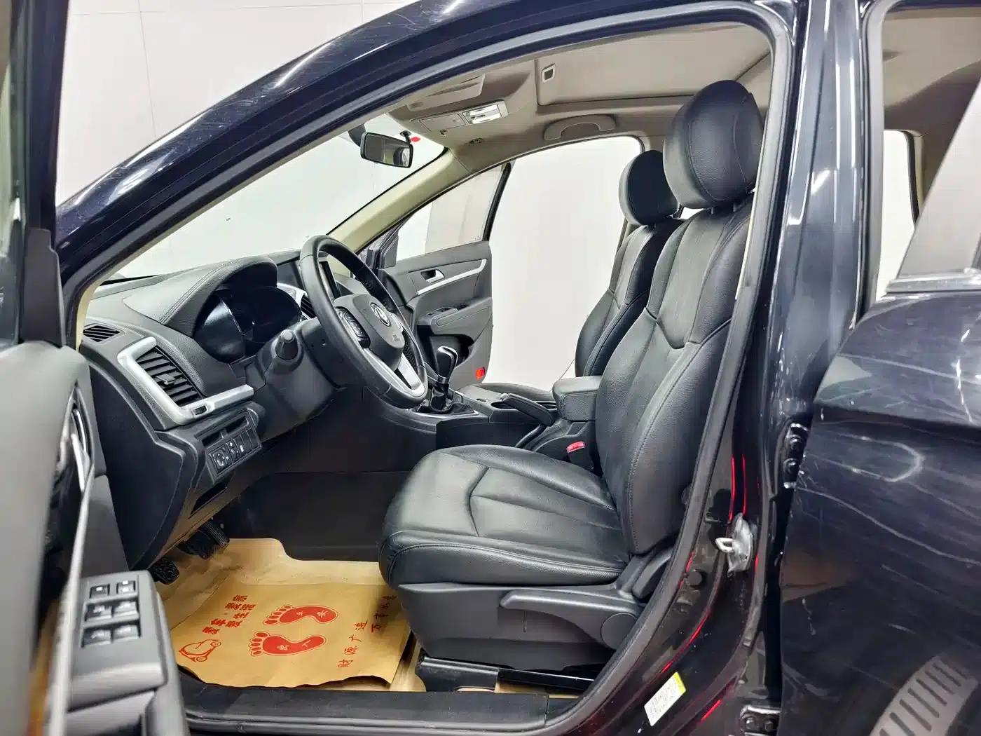 Dongfeng Fengshen AX7 2015 2.0L Manual Smart Edition — миниатюра 11
