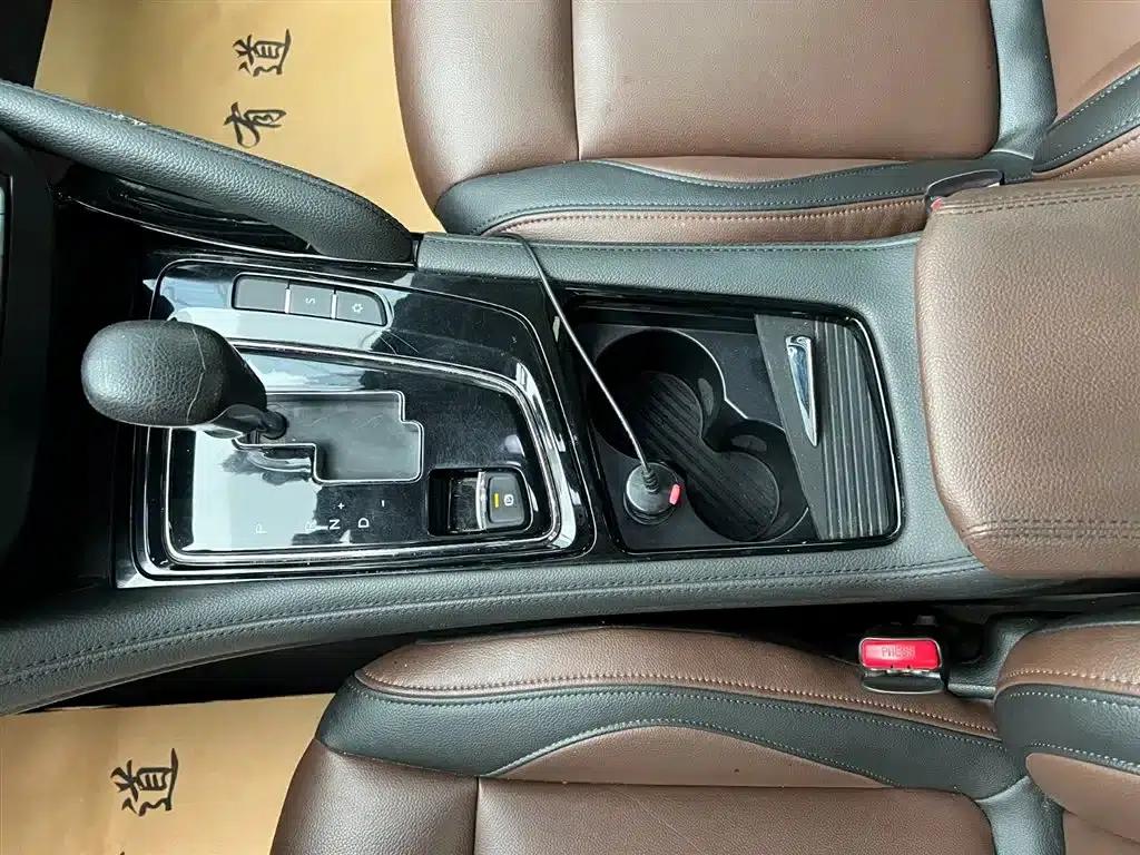 Dongfeng Fengshen AX7 2018 Classic 1.6T Automatic Elite — миниатюра 13