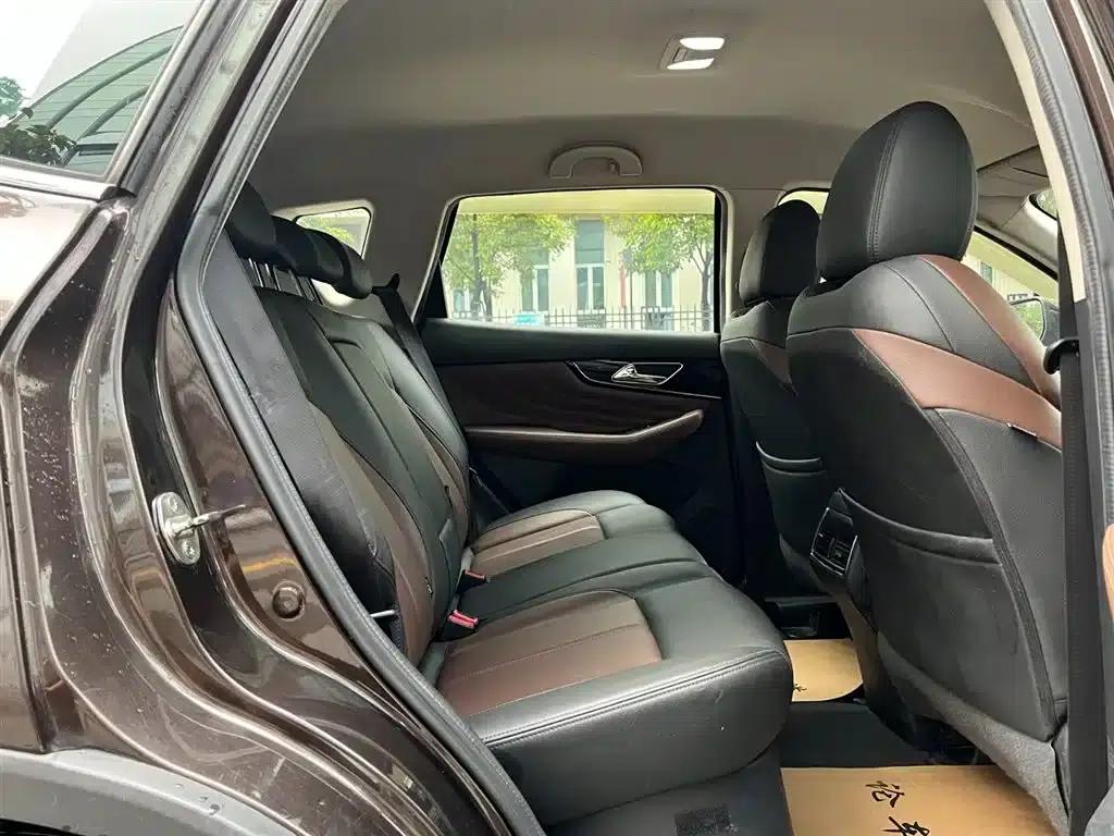 Dongfeng Fengshen AX7 2018 Classic 1.6T Automatic Elite — миниатюра 19