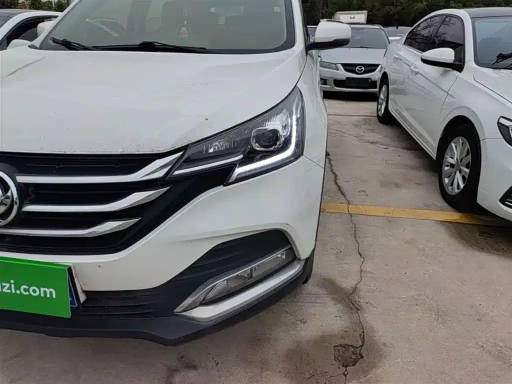 Dongfeng Fengshen AX7 2019 Classic 230T Manual Deluxe Model (National VI Emission Standard) — миниатюра 24