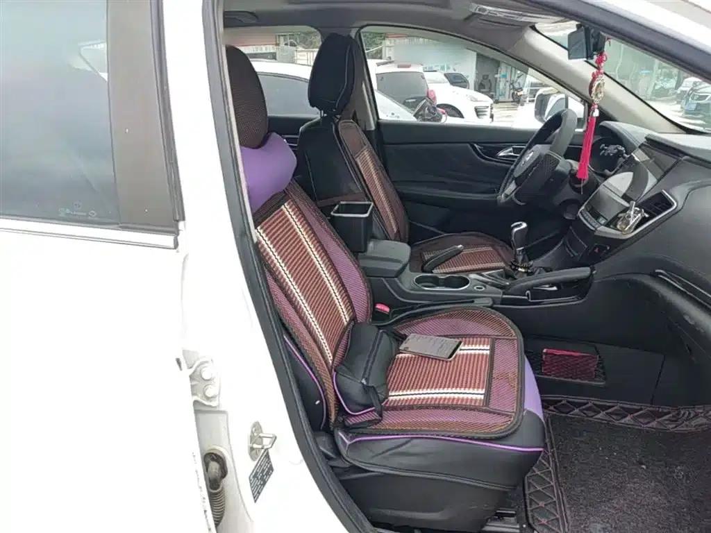 Dongfeng Fengshen AX7 2019 Classic 230T Manual Deluxe Model (National VI Emission Standard) — миниатюра 25