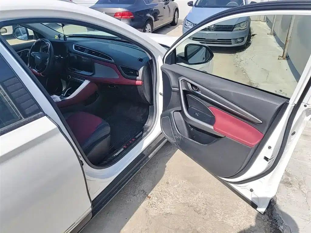 Dongfeng Fengshen AX7 2021 PRO 1.6T Automatic Intelligent Driving Edition — миниатюра 11