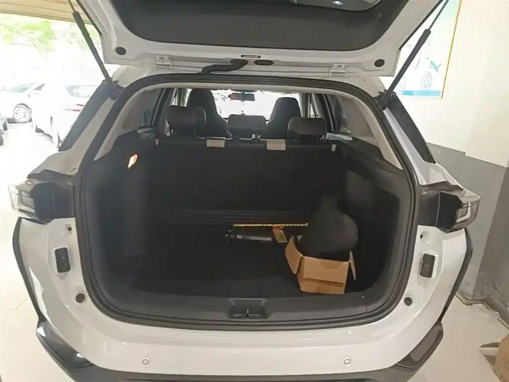 2023 Aeolus Yixuan GS Mach Edition 1.5L Automatic Wealth Creation Edition — миниатюра 19