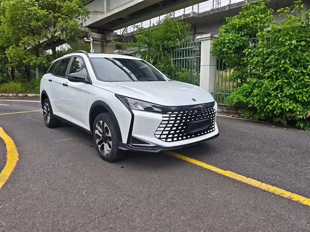 2023 Aeolus Yixuan GS Mach Edition 1.5L Automatic Wealth Creation Edition — миниатюра 4