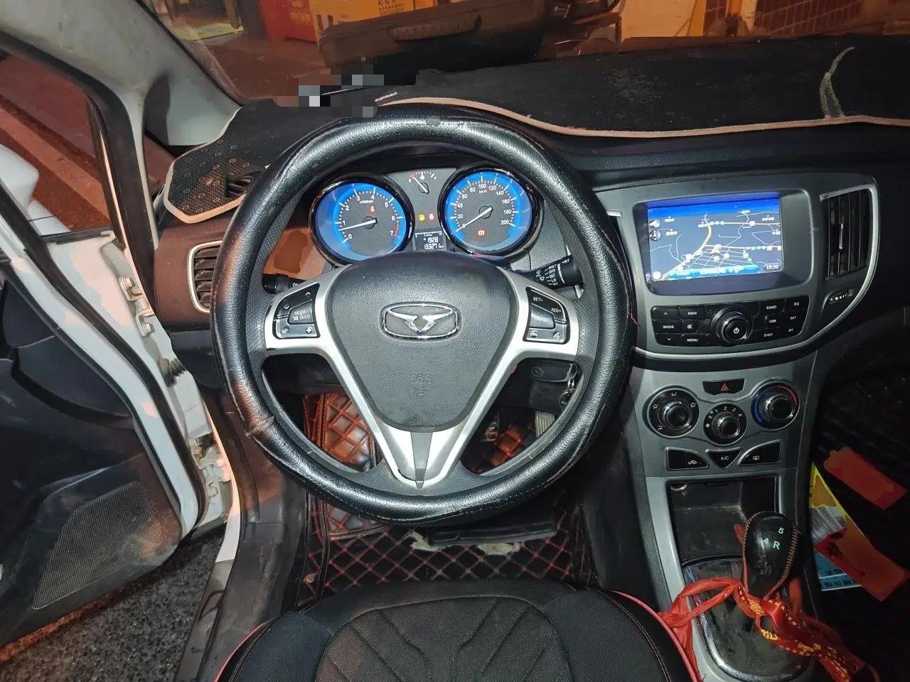 Cowin C3 2015 1.5L Manual Gold Diamond Edition — миниатюра 11