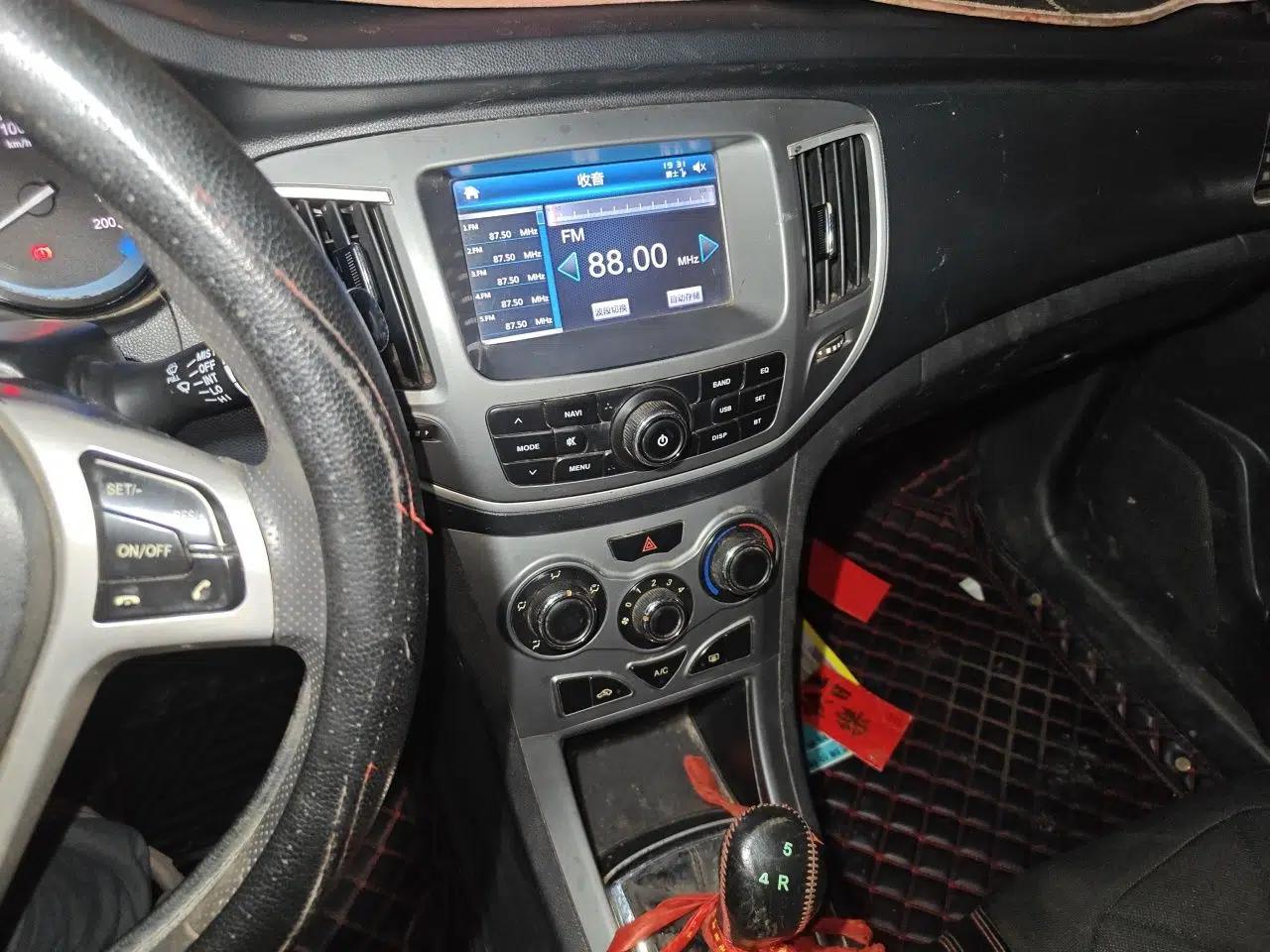 Cowin C3 2015 1.5L Manual Gold Diamond Edition — миниатюра 14