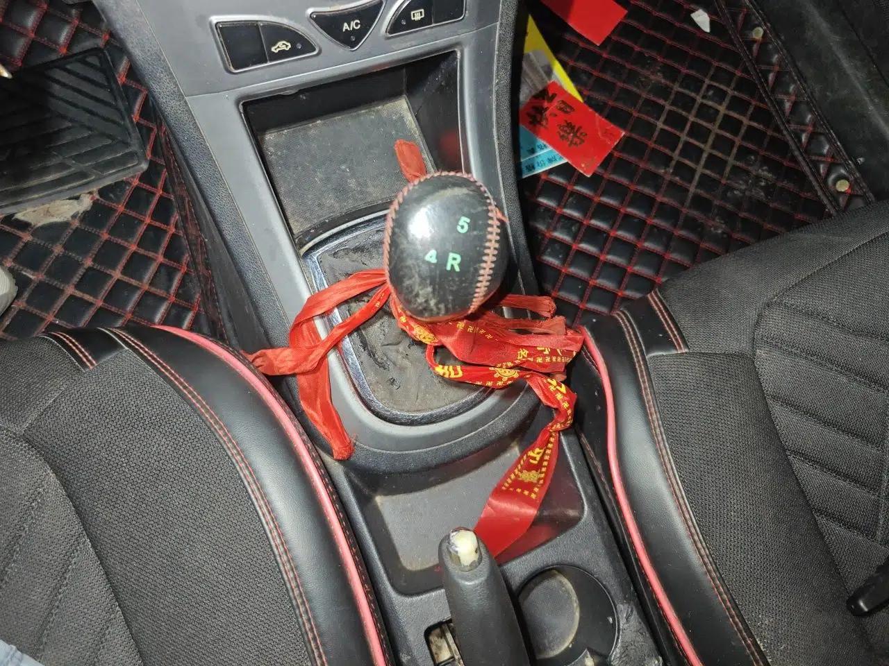 Cowin C3 2015 1.5L Manual Gold Diamond Edition — миниатюра 15