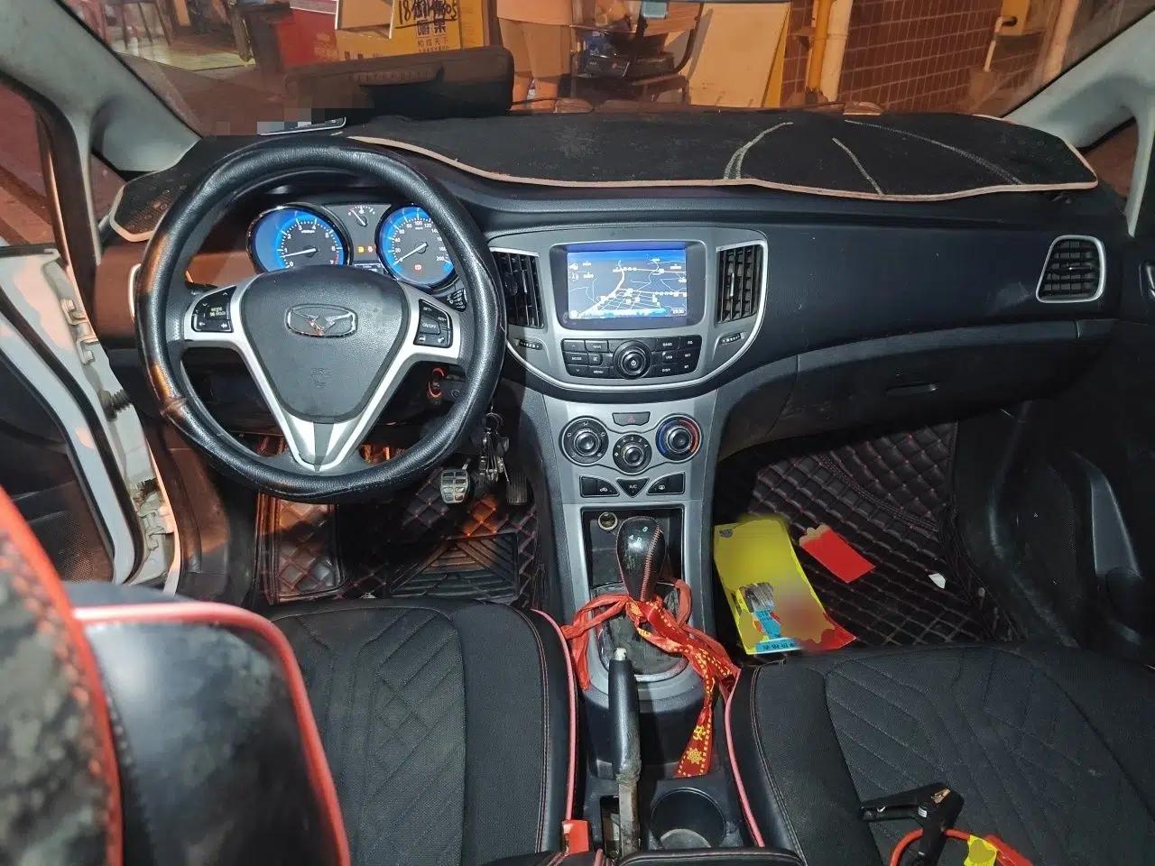 Cowin C3 2015 1.5L Manual Gold Diamond Edition — миниатюра 10