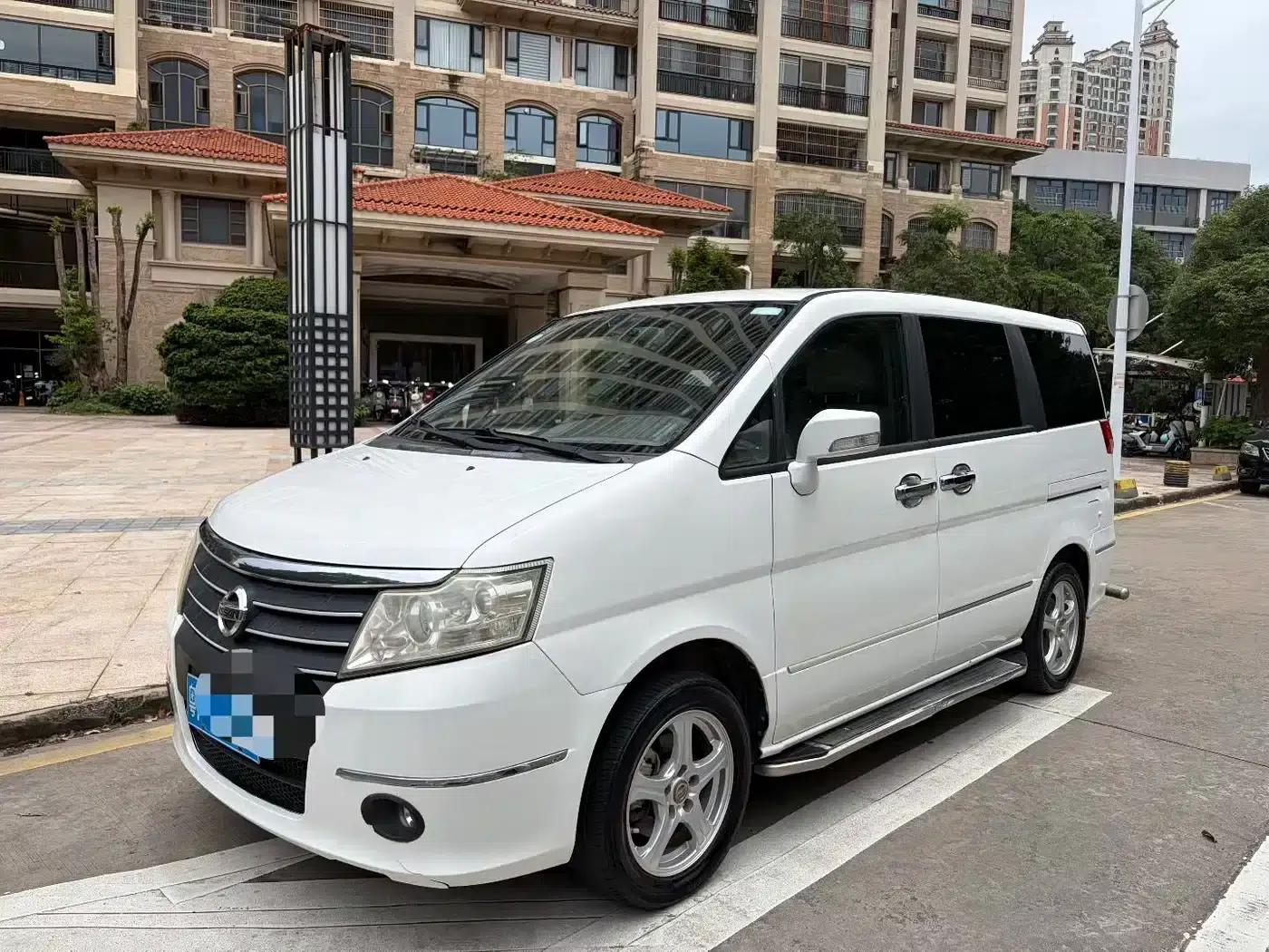 Shuai Ke 2014 1.6L Manual Deluxe 7-Seater (National V Emission Standard) — миниатюра 1
