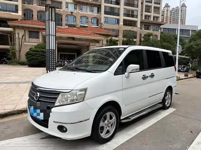 Shuai Ke 2014 1.6L Manual Deluxe 7-Seater (National V Emission Standard)