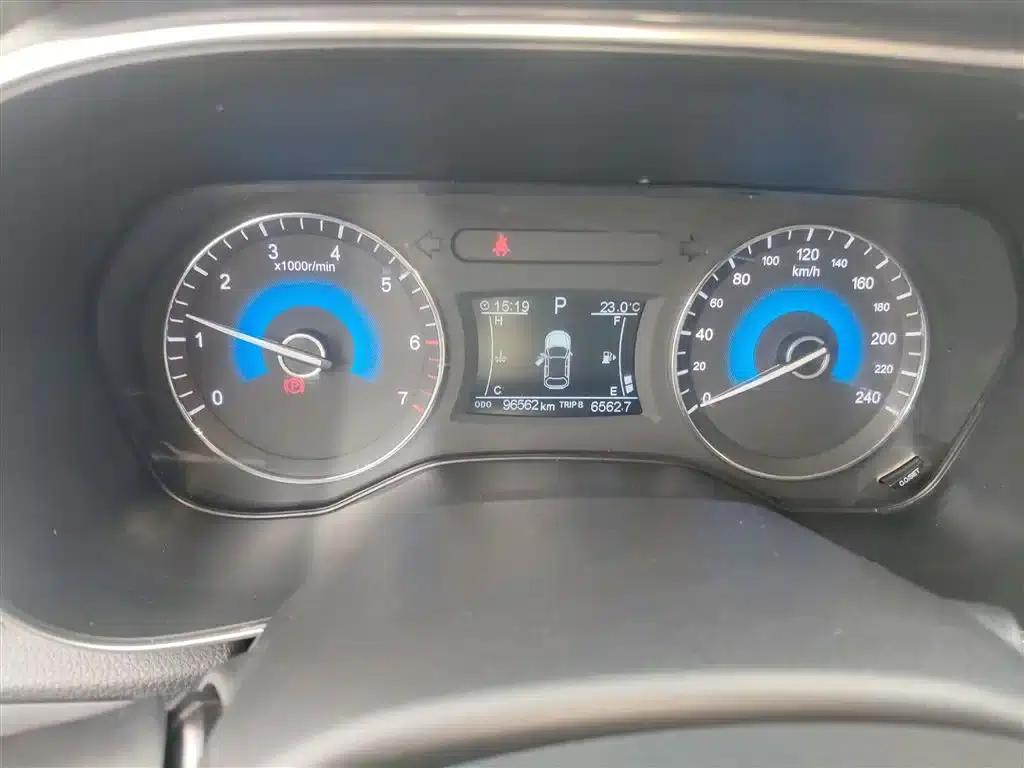 Fengguang 580 2020 1.5T CVT Luxury Edition — миниатюра 12