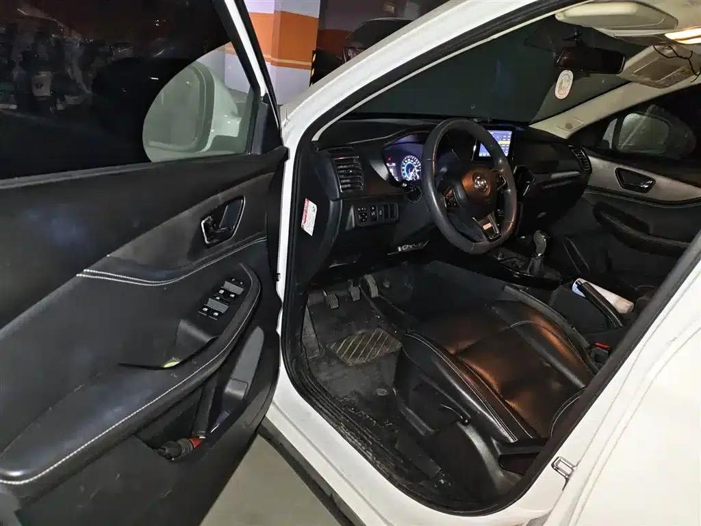 Fengguang S560 2018 Model 1.8L Manual Comfort 7-Seater — миниатюра 14