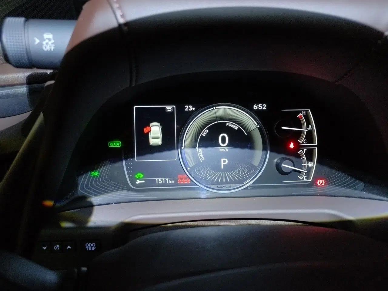Lexus ES 2020 300h Premier Edition — миниатюра 12