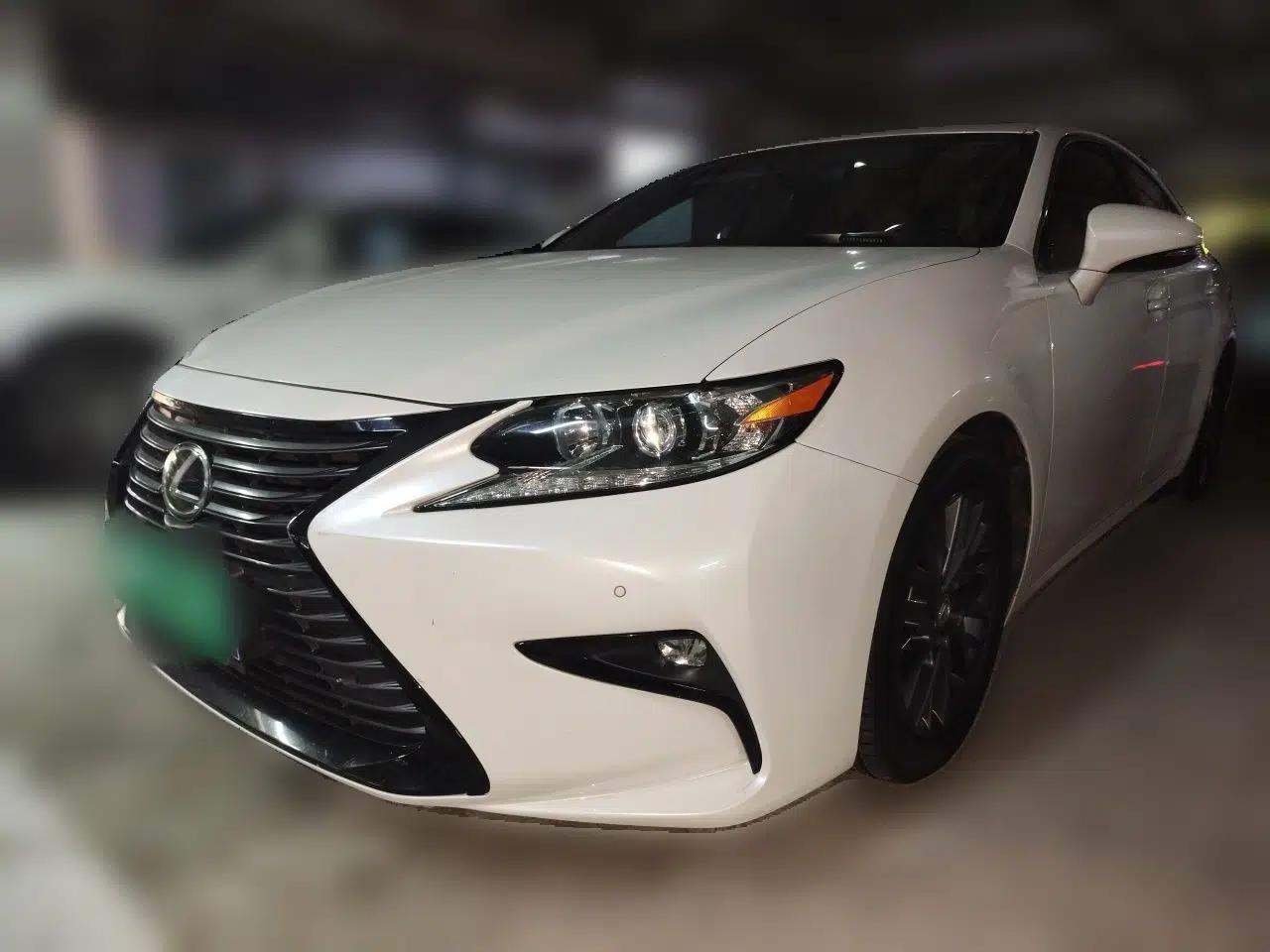 Lexus ES 2017 200 30th Anniversary Edition — миниатюра 1