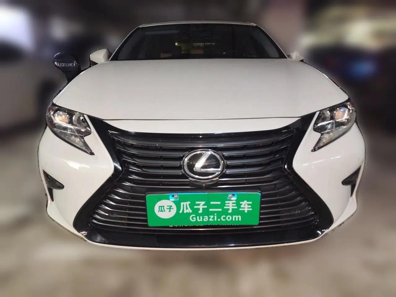 Lexus ES 2017 200 30th Anniversary Edition — миниатюра 2