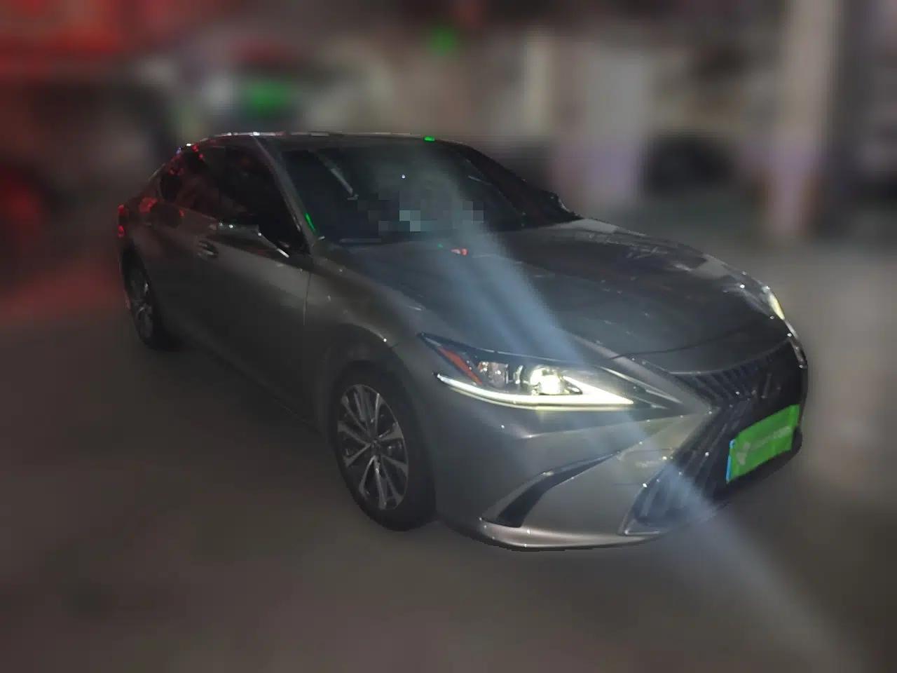 Lexus ES 2024 200 Premium Edition — миниатюра 3