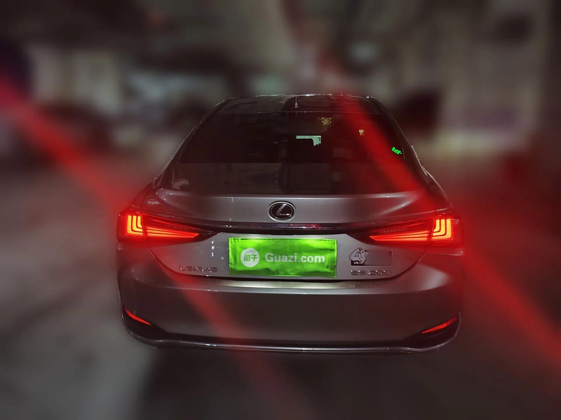 Lexus ES 2024 200 Premium Edition — миниатюра 5