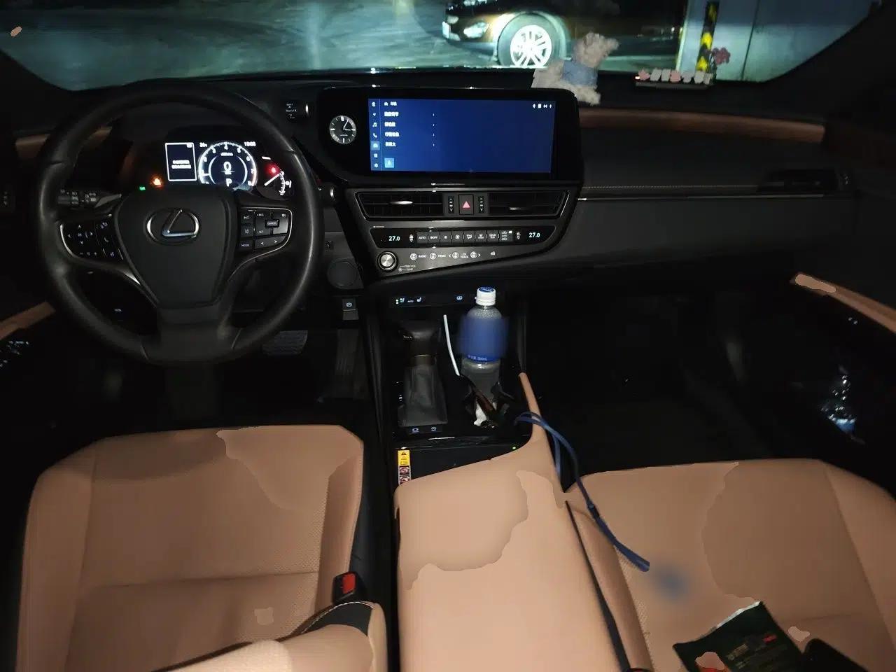 Lexus ES 2024 200 Premium Edition — миниатюра 10