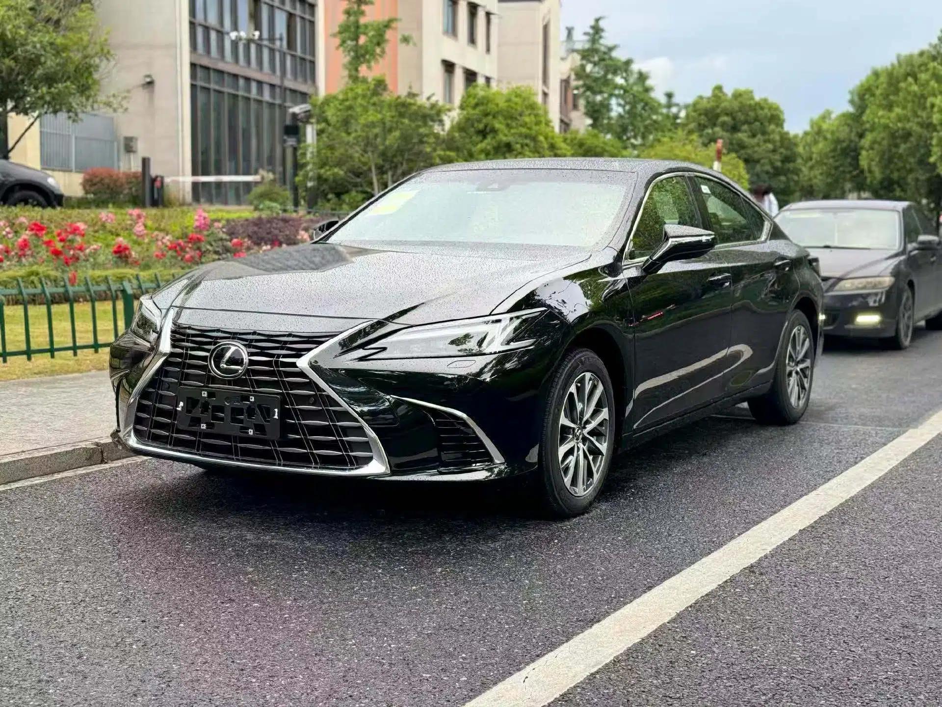 Lexus ES 2025 200 Premium Edition — миниатюра 1
