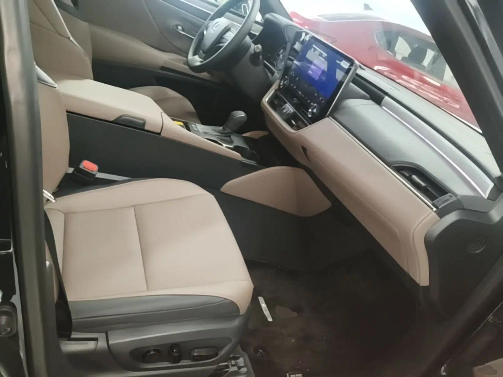 Lexus ES 2025 200 Premium Edition — миниатюра 9