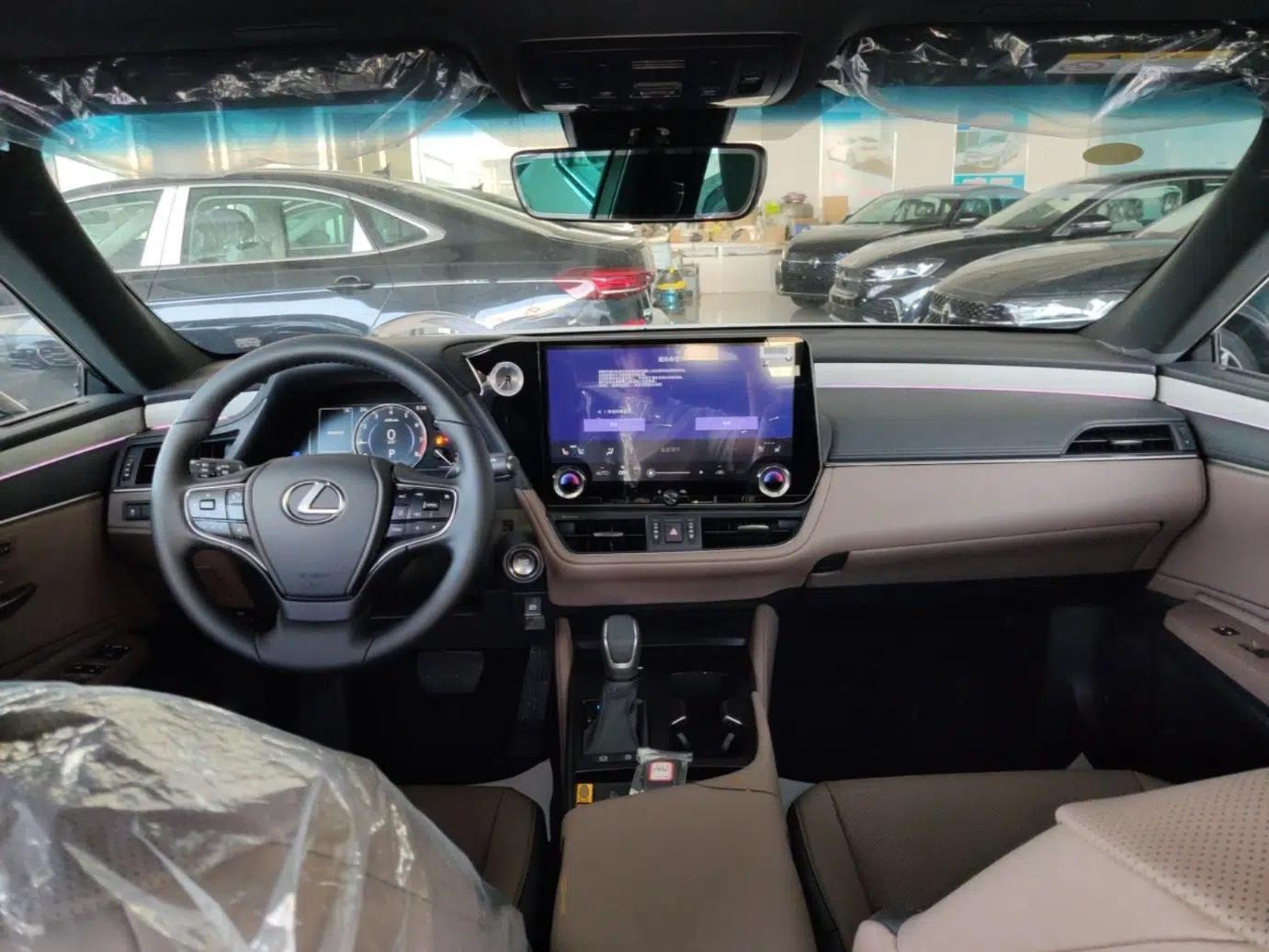 Lexus ES 2025 200 Premium Edition — миниатюра 13