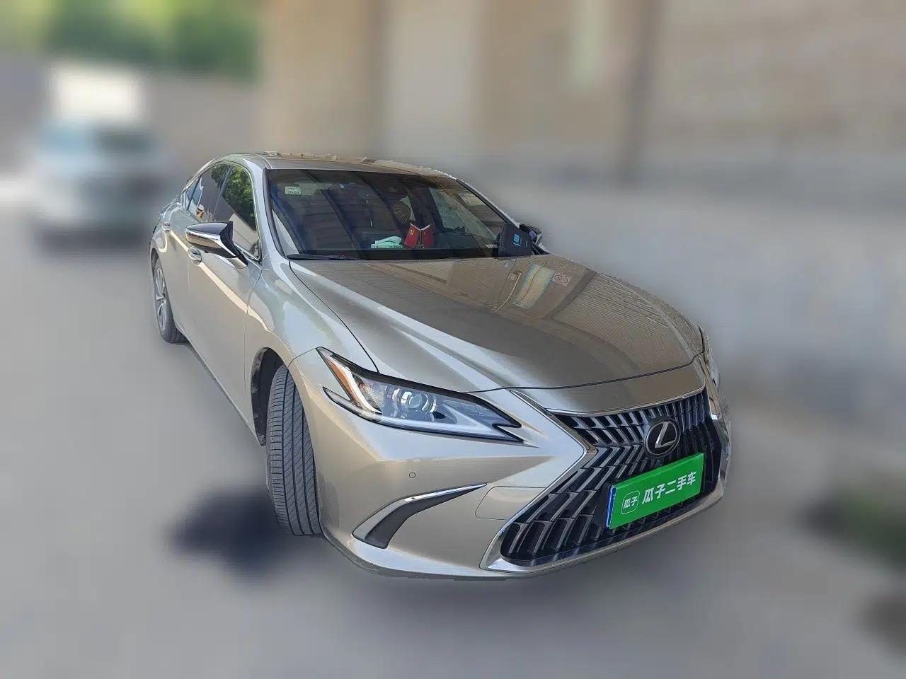 Lexus ES 2022 200 Excellence Edition — миниатюра 3
