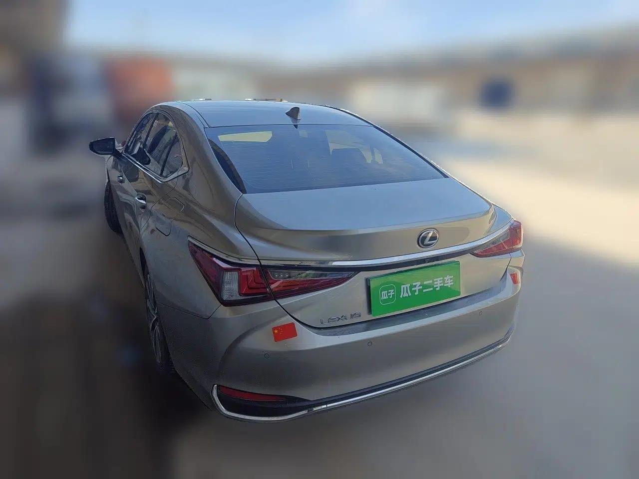 Lexus ES 2022 200 Excellence Edition — миниатюра 4