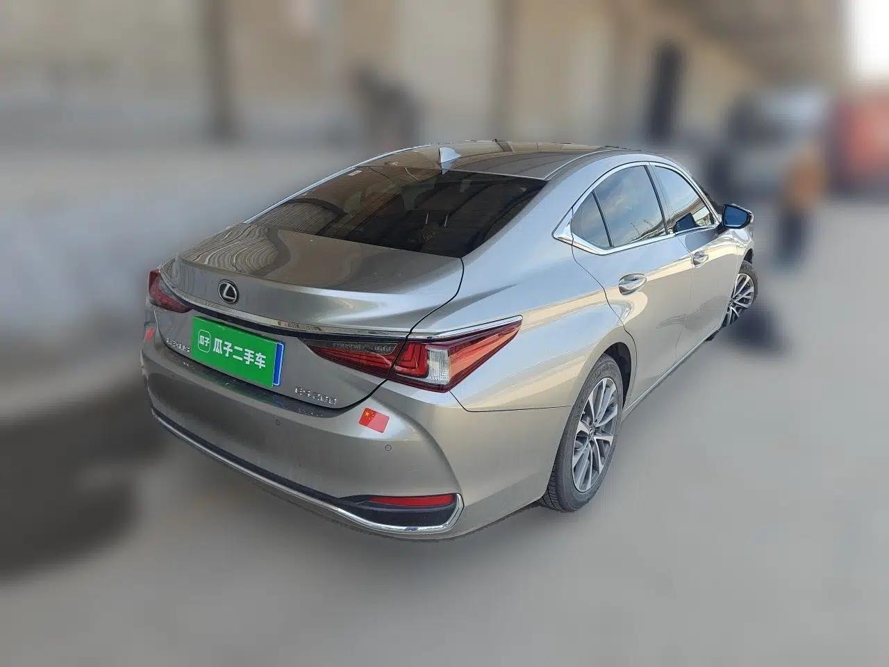 Lexus ES 2022 200 Excellence Edition — миниатюра 6