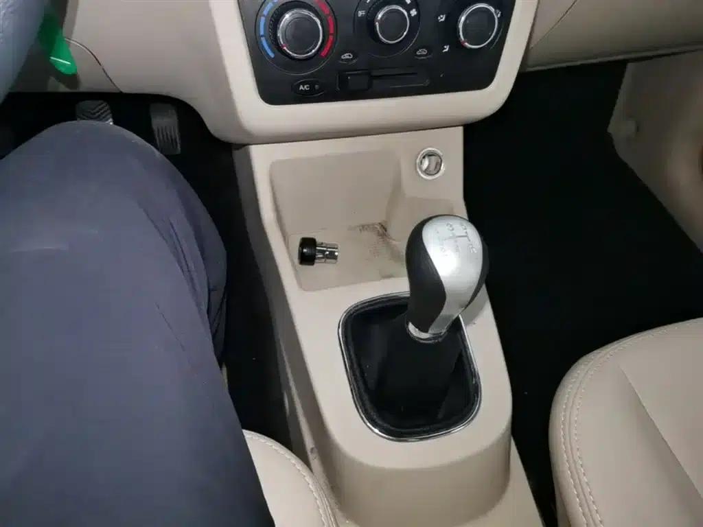 Fengguang 370 2016 Model 1.5L Manual Standard Edition SFG15-05 7-Seater — миниатюра 14