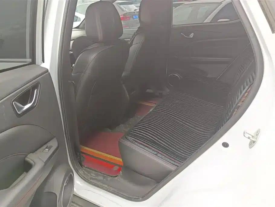 Fengguang 500 2021 Model 1.5L Manual Enjoyment Edition — миниатюра 11