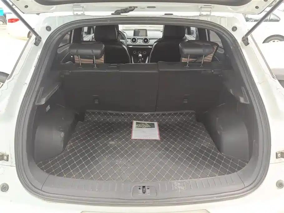 Fengguang 500 2021 Model 1.5L Manual Enjoyment Edition — миниатюра 4