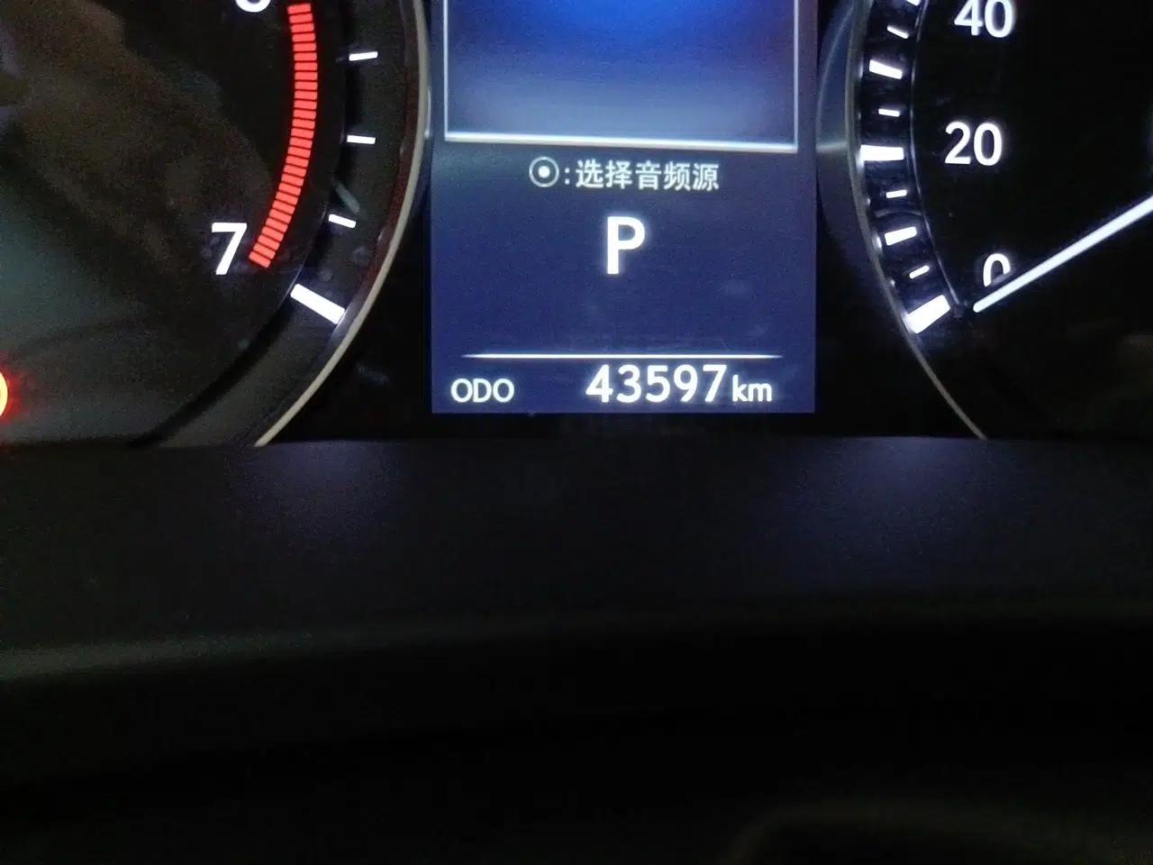 Lexus RX 2017 300 with Mark Levinson 4x4 F SPORT Version China V Emission Standard — миниатюра 13