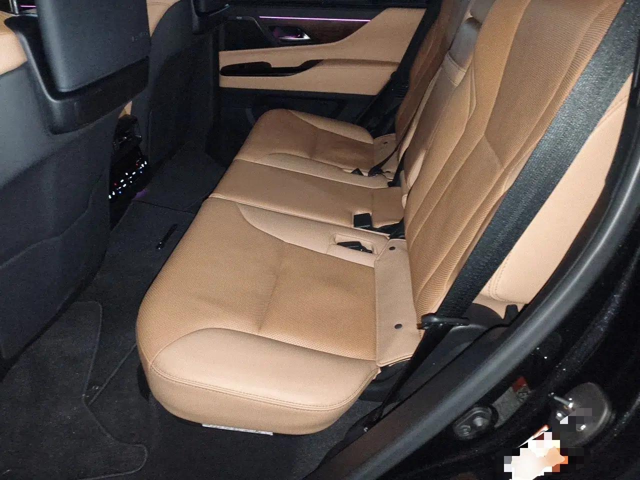 Lexus LX  — миниатюра 18