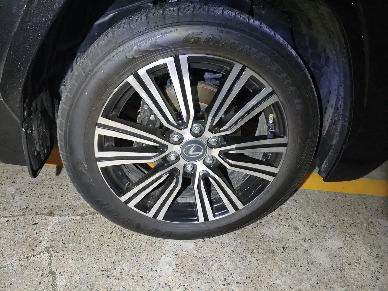 Lexus LX  — миниатюра 8