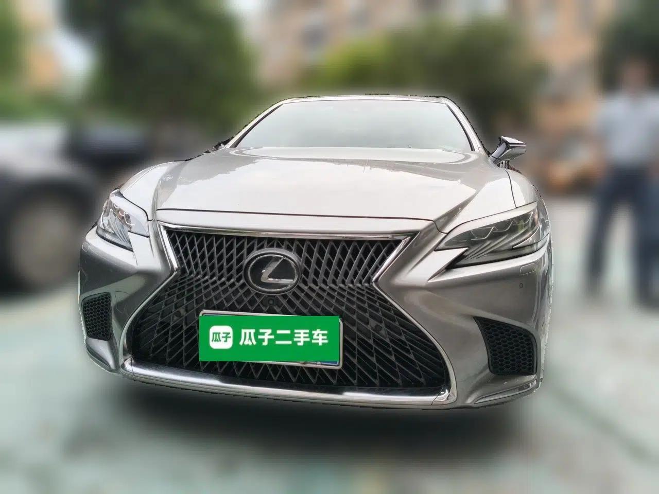 Lexus LS 2018 500h Luxury Edition China V Standard — миниатюра 2