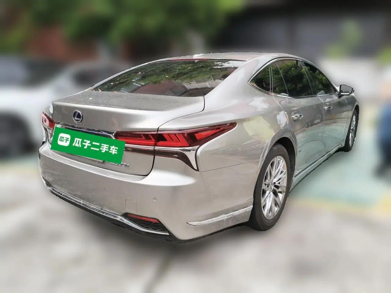 Lexus LS 2018 500h Luxury Edition China V Standard — миниатюра 6