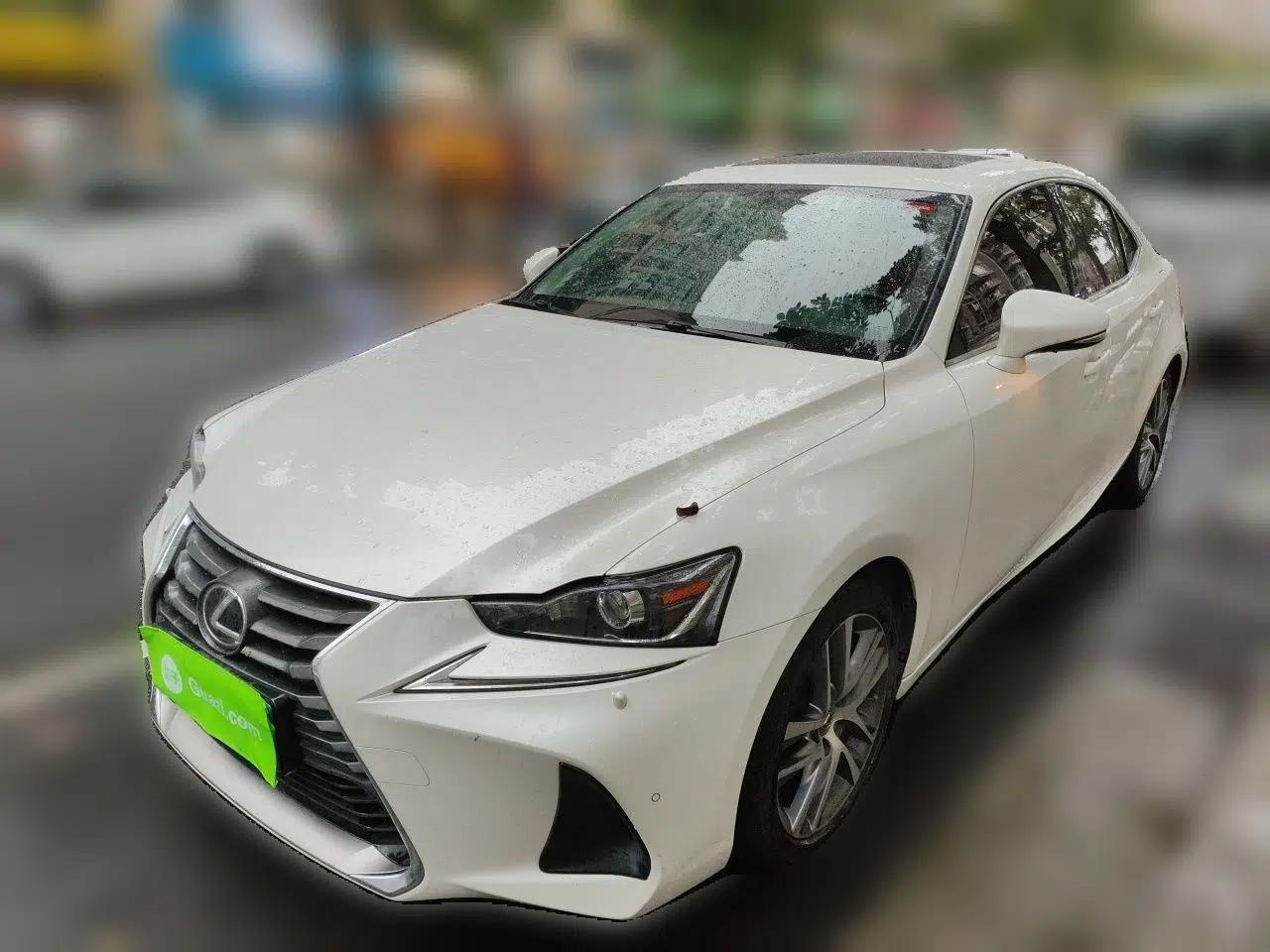 Lexus IS 2017 300 Leading Edition — миниатюра 1