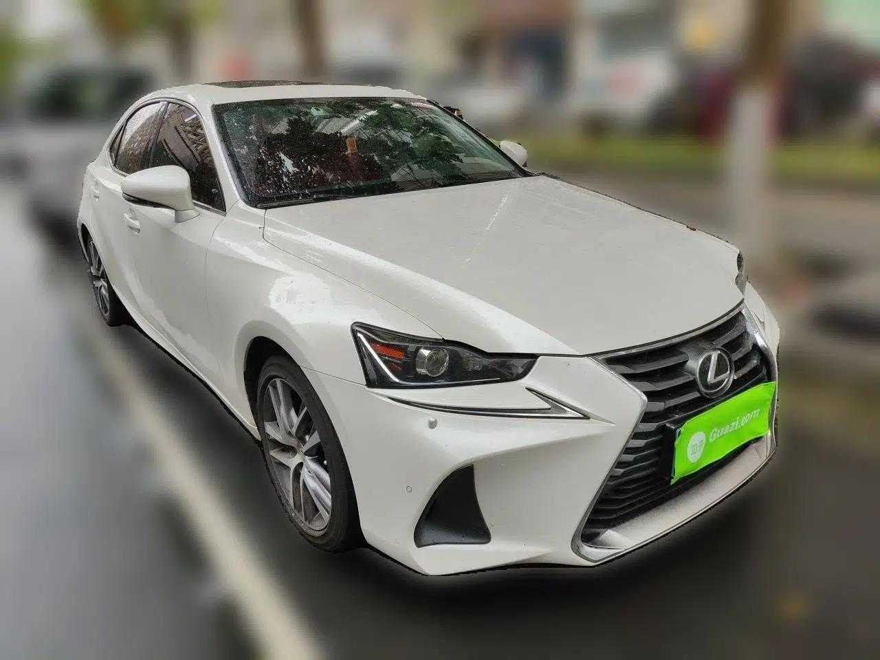 Lexus IS 2017 300 Leading Edition — миниатюра 3