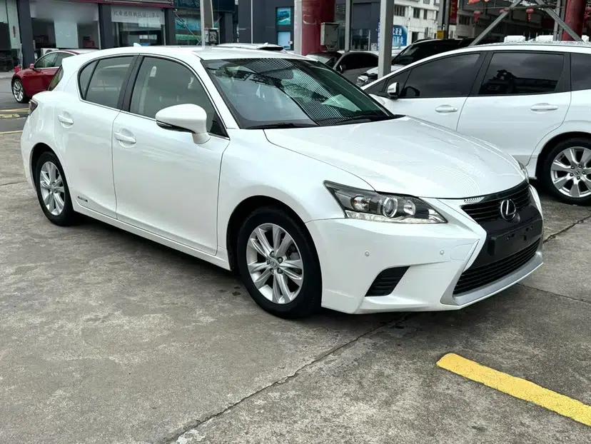 Lexus CT 2014 CT200h Elite Edition Monochrome — миниатюра 4