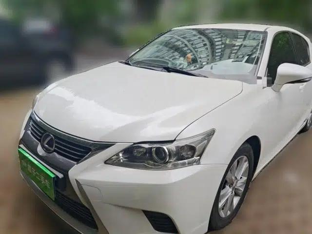 Lexus CT 2014 CT200h Elite Edition Monochrome