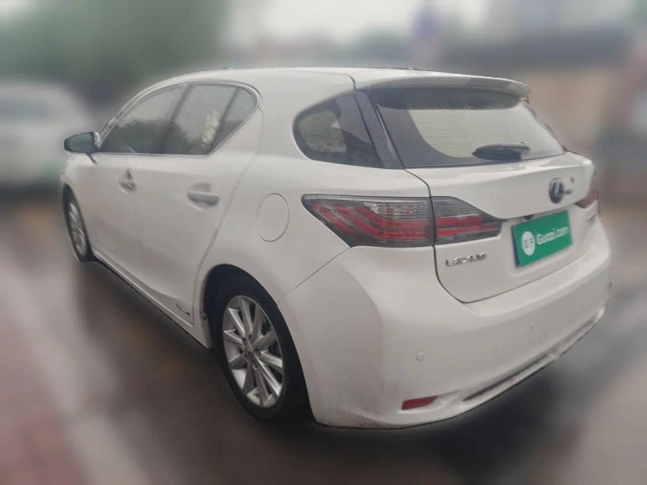 Lexus CT 2013 CT200h Floral Elegance Edition — миниатюра 4