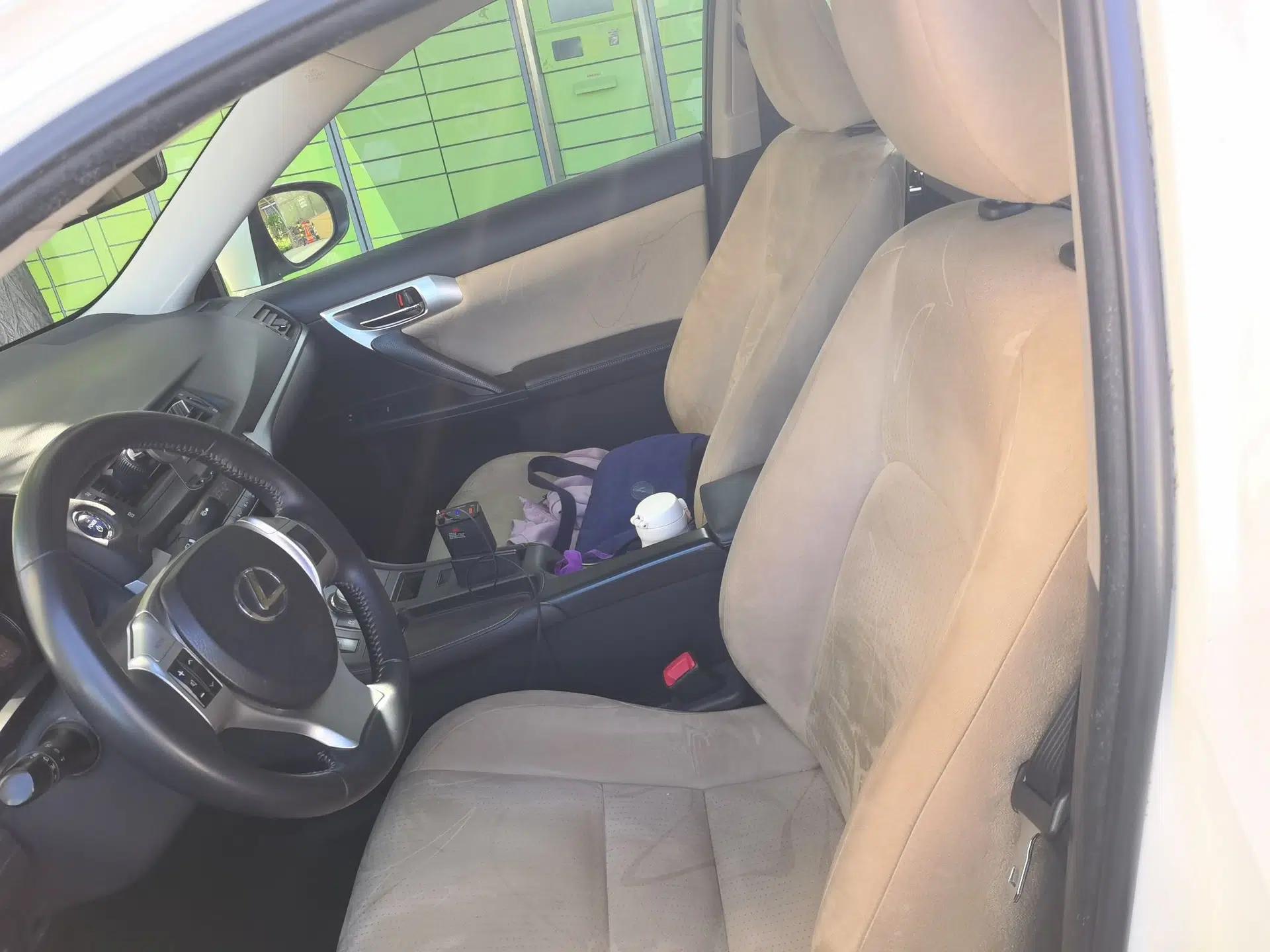 Lexus CT 2012 CT200h Elite Edition — миниатюра 16