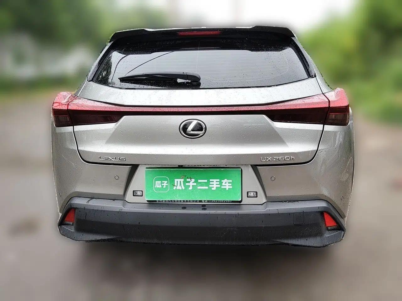Lexus UX 2022 260h Explore-Edition — миниатюра 5