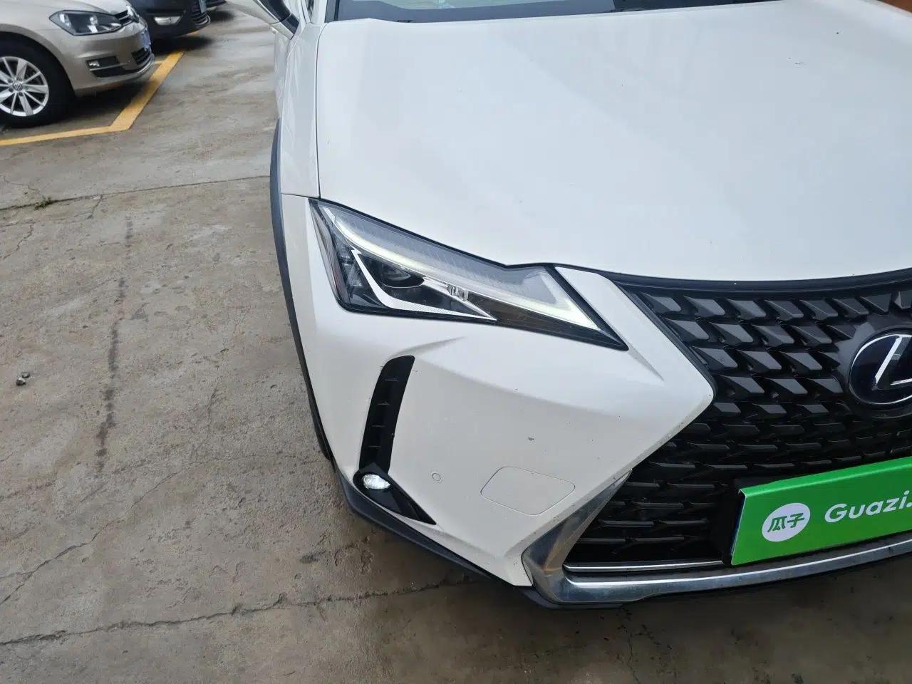 Lexus UX 2020 260h Explore & Adventure Edition — миниатюра 7