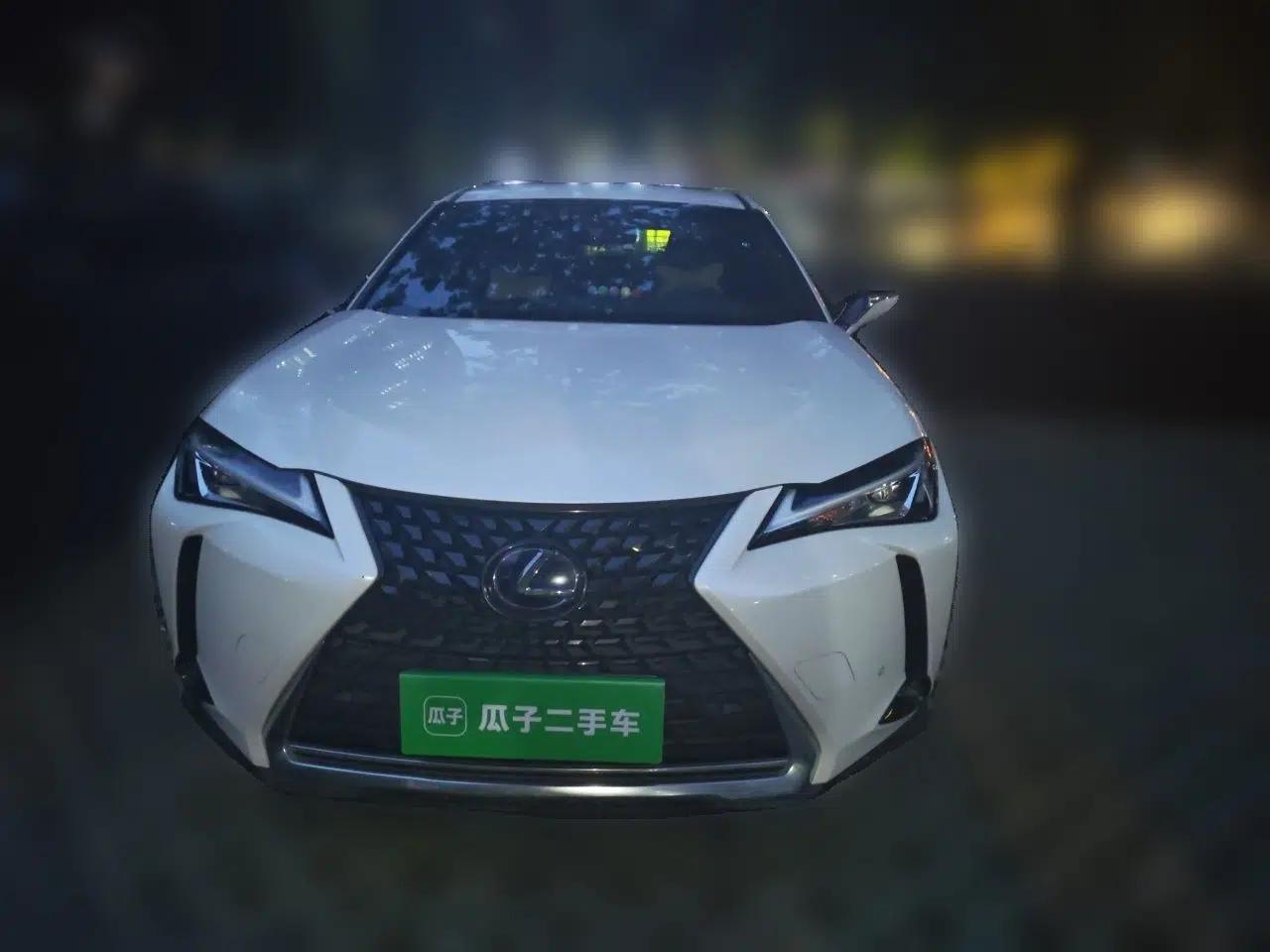 Lexus UX 2020 260h Explore & Adventure Edition — миниатюра 2